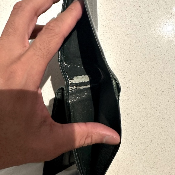 Louis Vuitton Epi Wallet - Picture 5 of 7